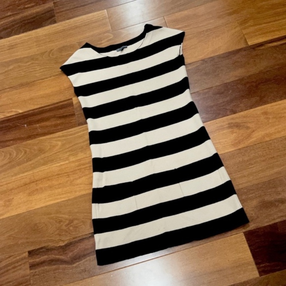 Premise bcbg sweater dress striped nylon wool fall zara Ann Taylor loft banana